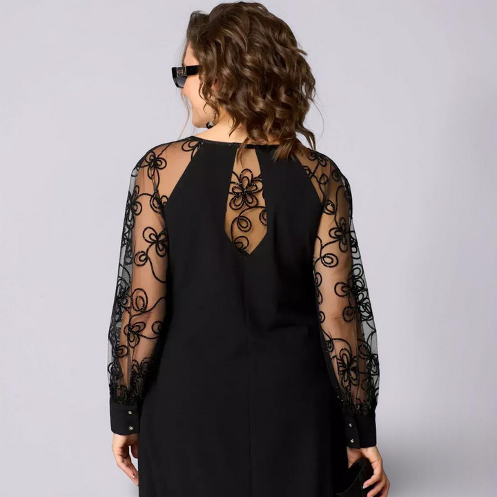 Smętek - Elegancka czarna sukienka z koronkowymi rękawami