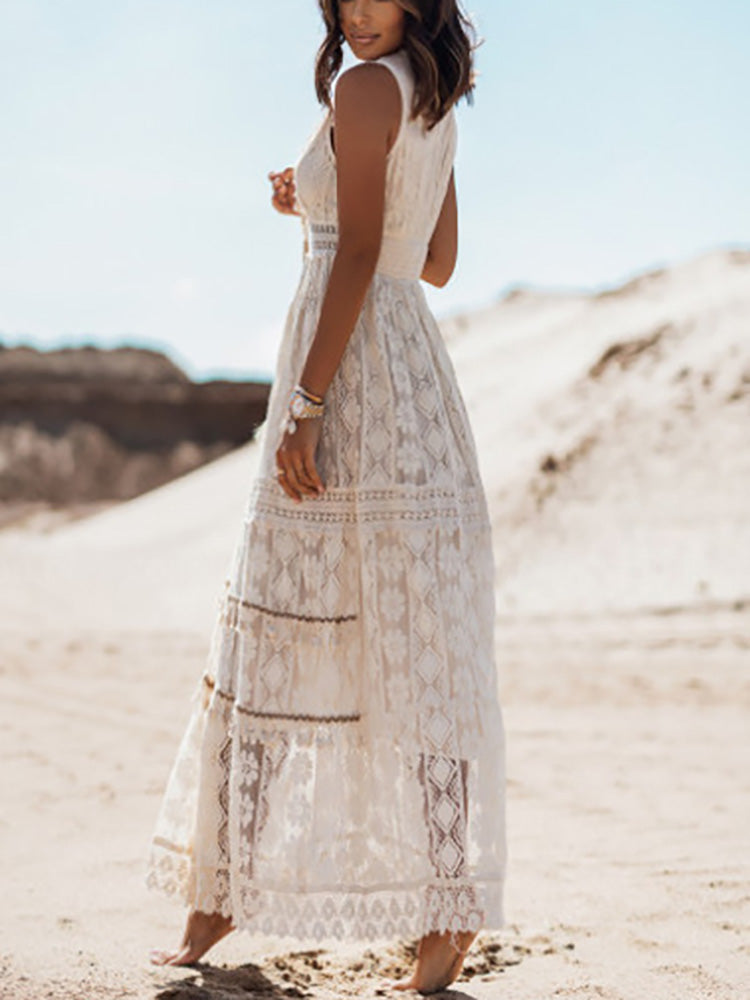 Salomea - Boho Maxi Sukienka z Lekkiego Materiału i Zabawnym Wzorem